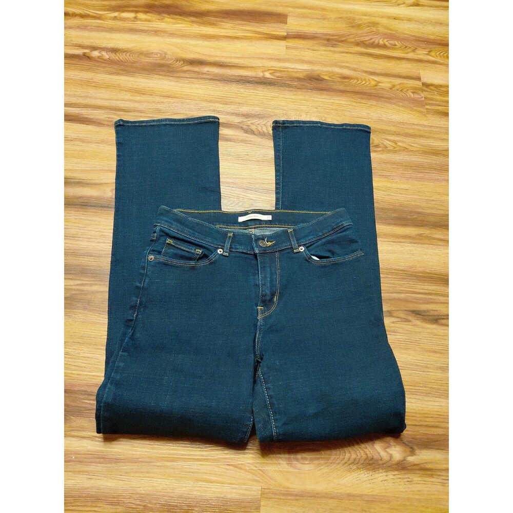 Levi Dark wash Bootcut Jeans Size 27